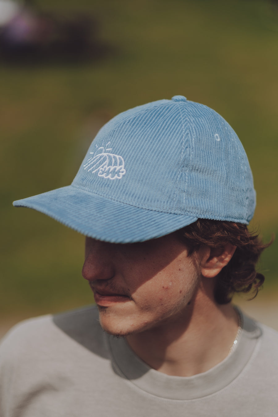 Sun-Wave Corduroy Hat / Cadet Blue